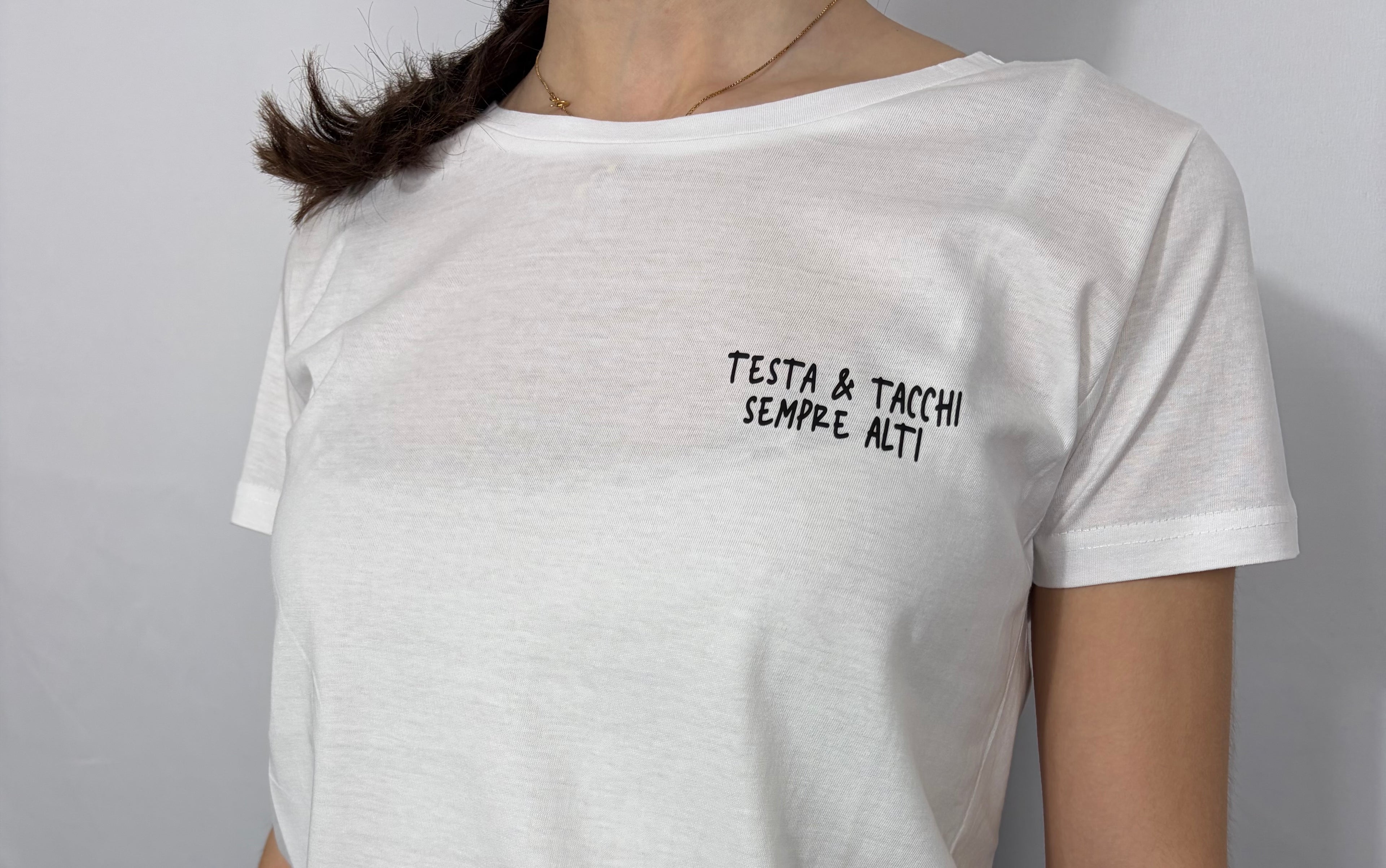 T-shirt “Testa e tacchi alti”
