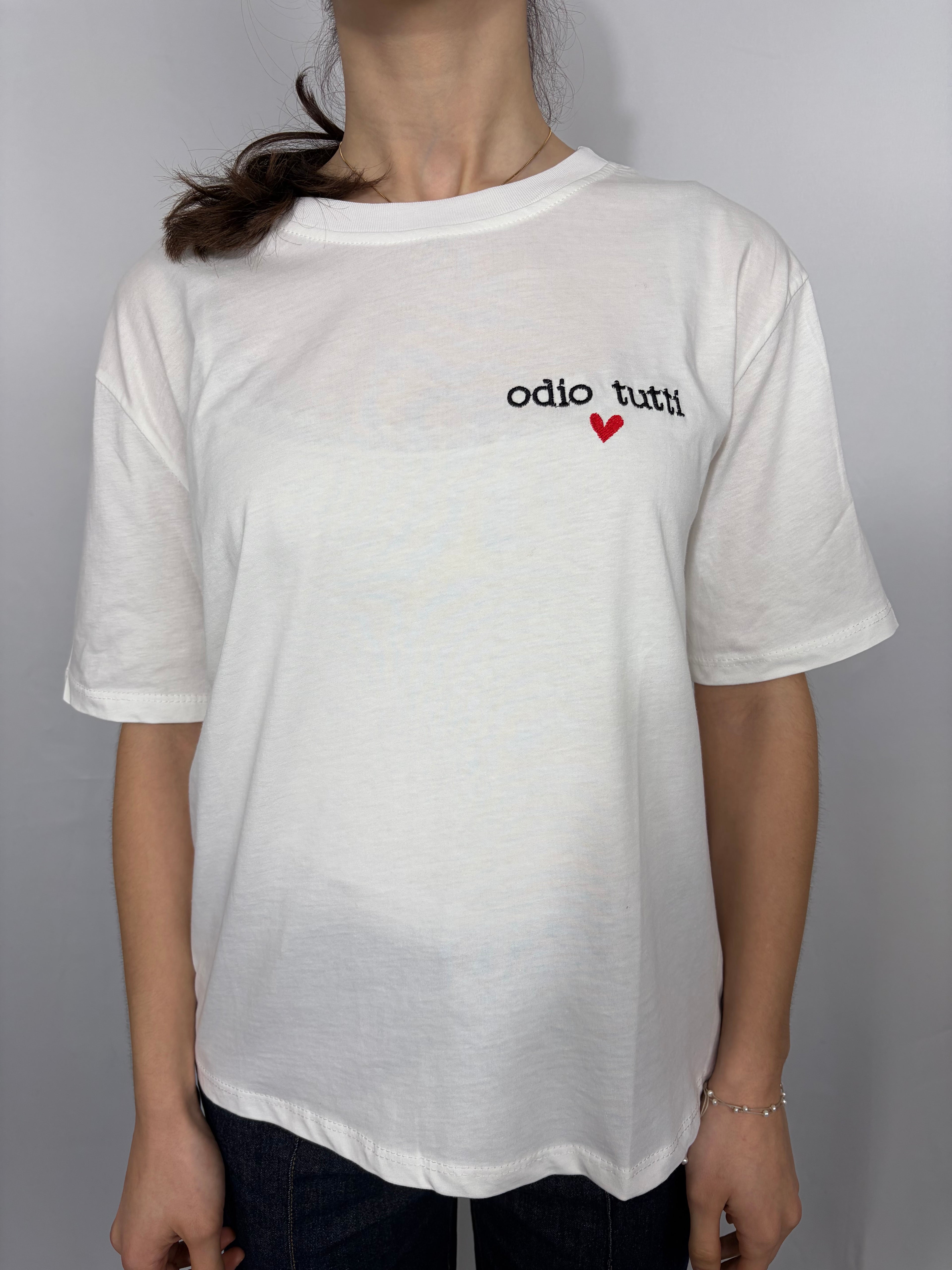 T-shirt “Odio tutti ❤️”