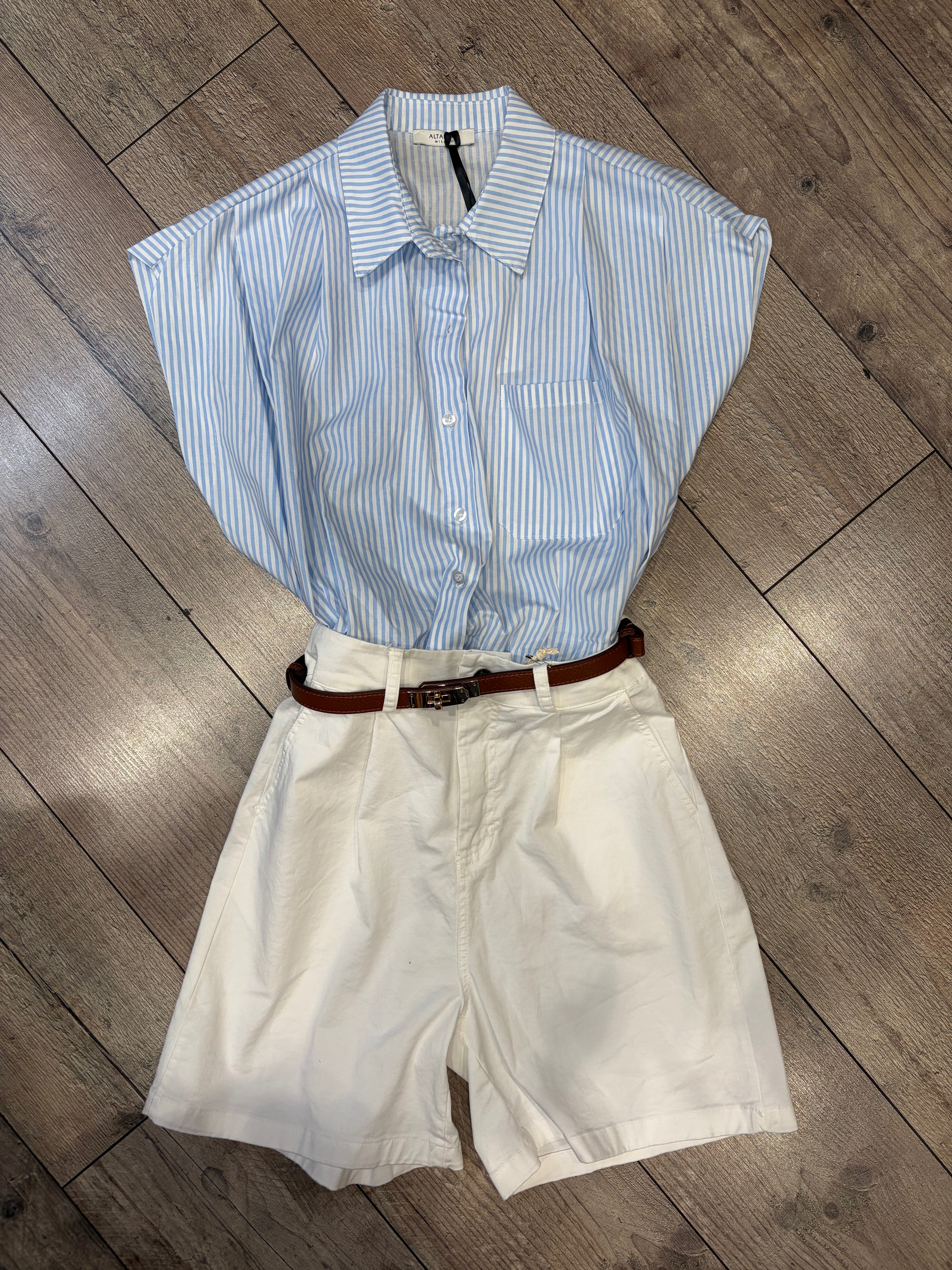 Camicia smanicata millerighe