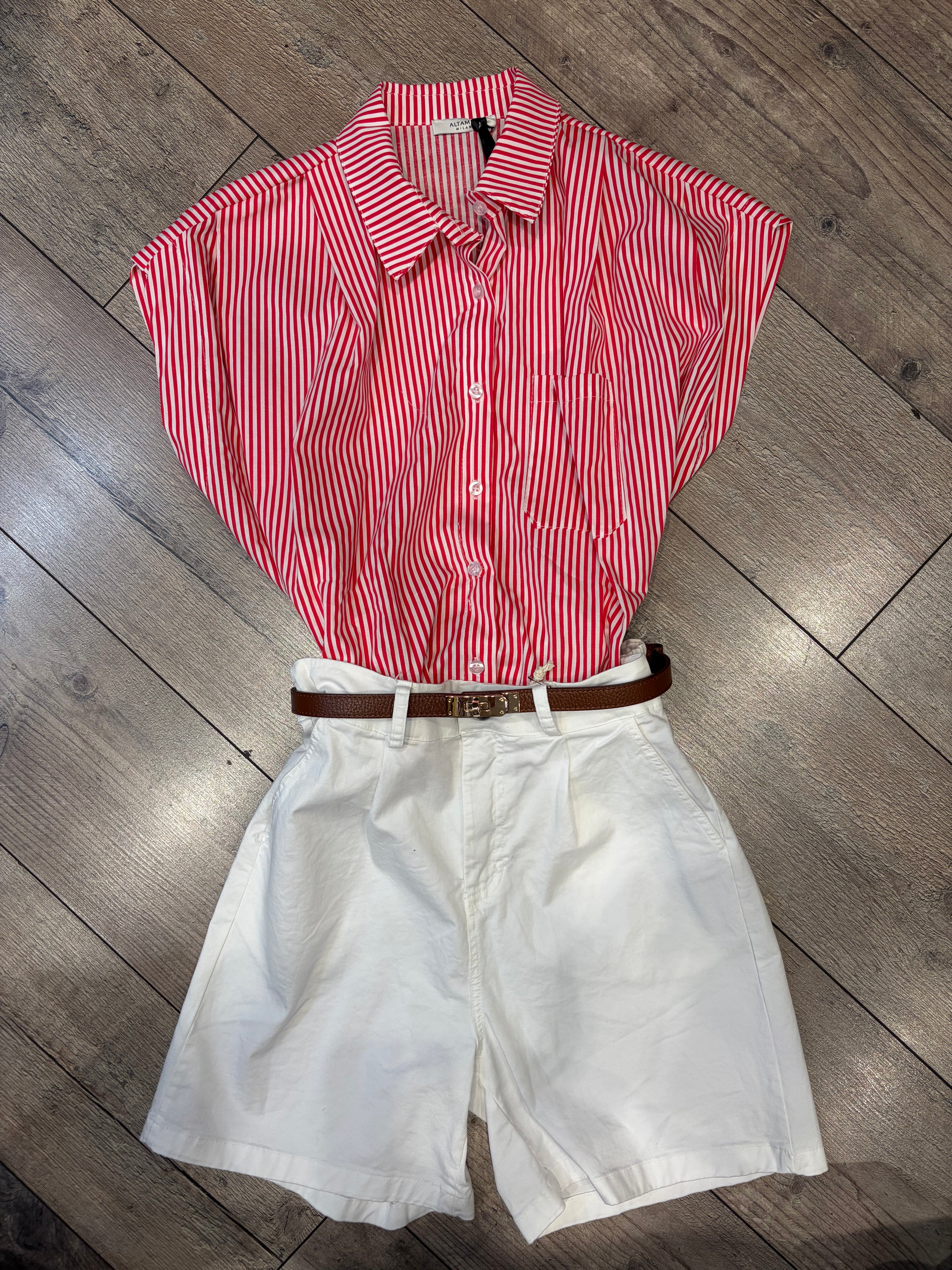 Camicia smanicata millerighe