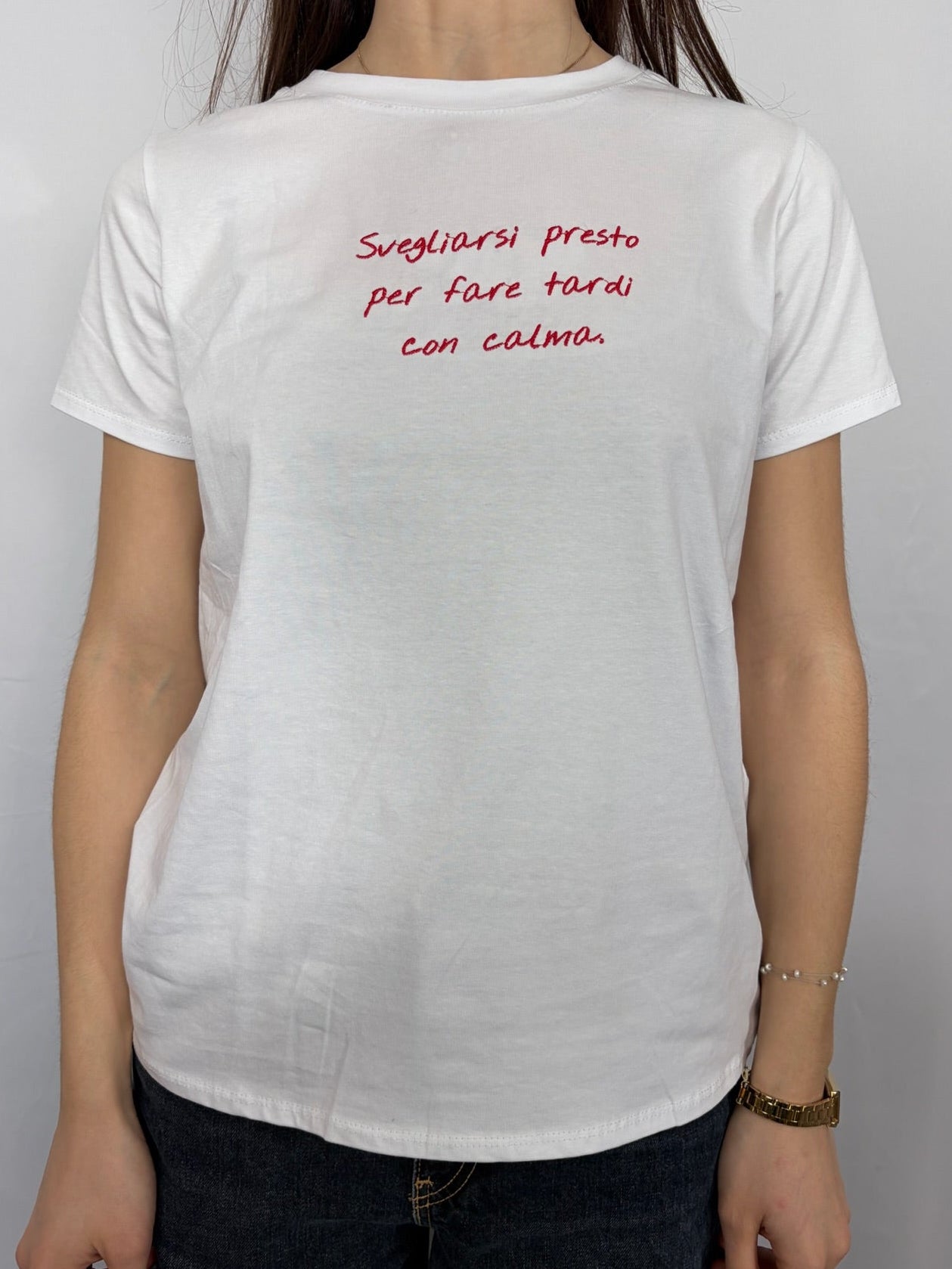 T-shirt "Svegliarsi presto per fare tardi con calma"