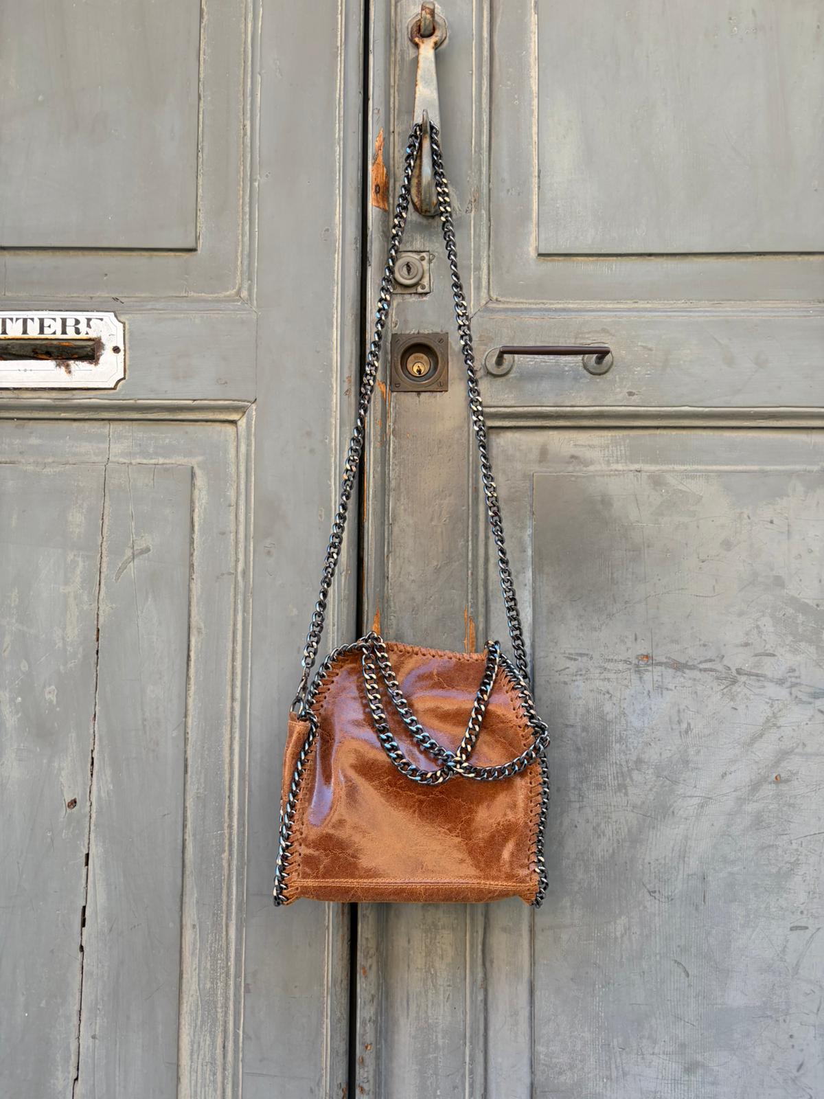Borsa Stella media